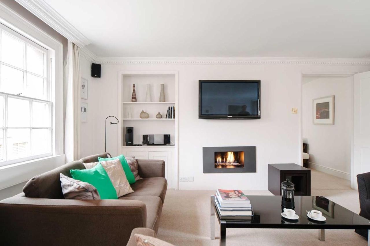 Stylish Three Bedroom Apartment In Heart Of City Bath Exterior photo